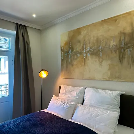 Mittelpunkt Aussee * باد اوسي