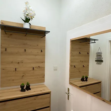 Mittelpunkt Aussee * باد اوسي